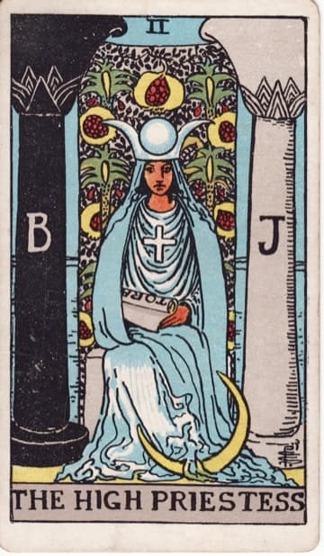 The High Priestess — Nữ Tư Tế